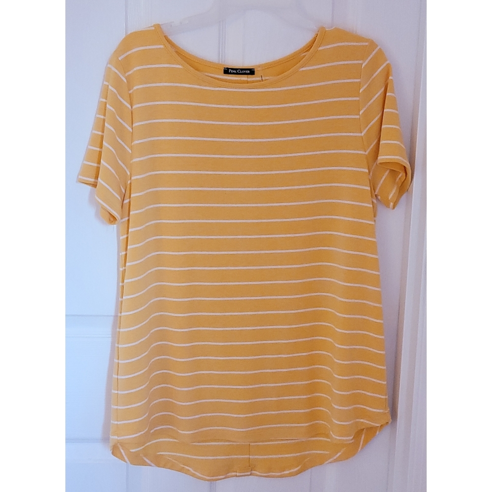 Pink Clover Button Back Yellow Striped Top L…